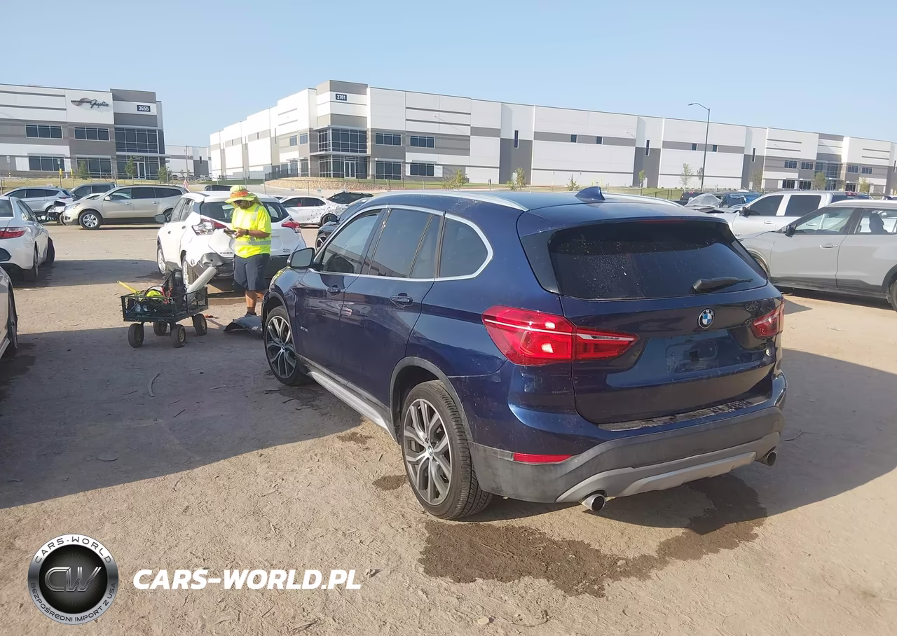 2017 BMW X1 Sdrive28I VIN:WBXHU7C39H5H36039 - 3