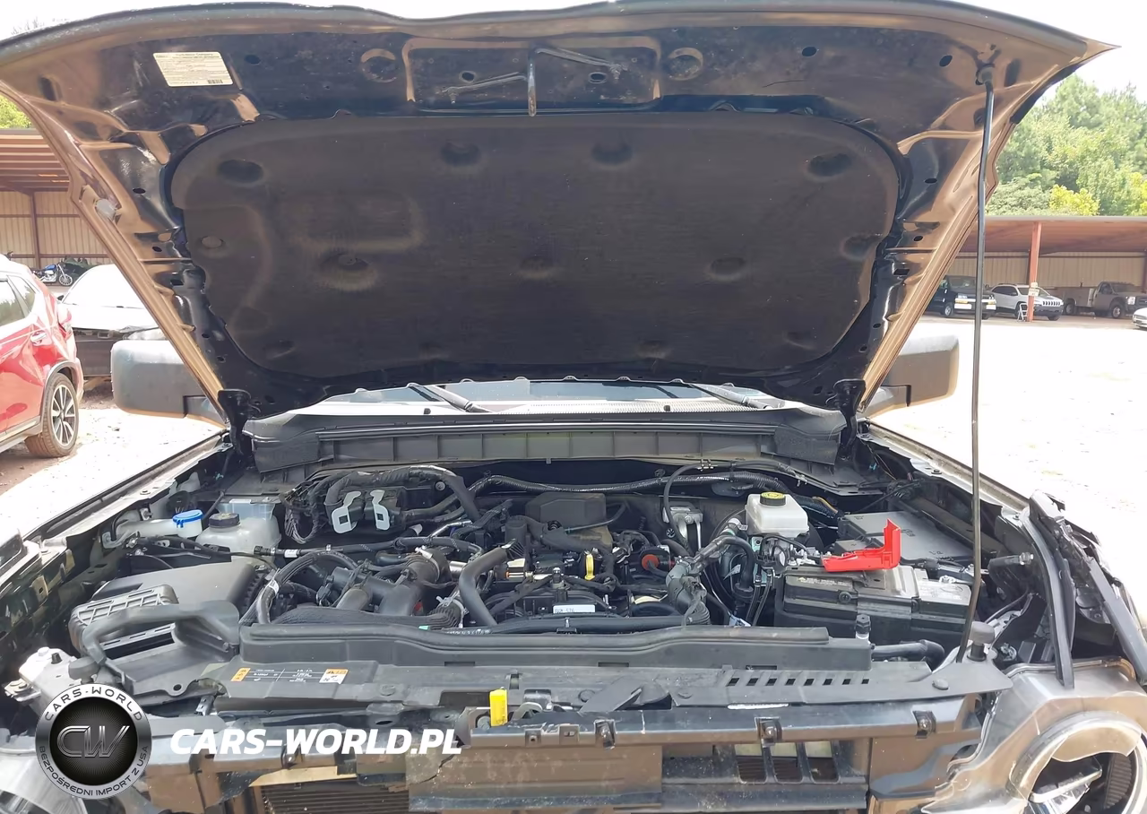 2024 Ford Bronco Big Bend VIN:1FMDE7BH1RLB38037 - 10