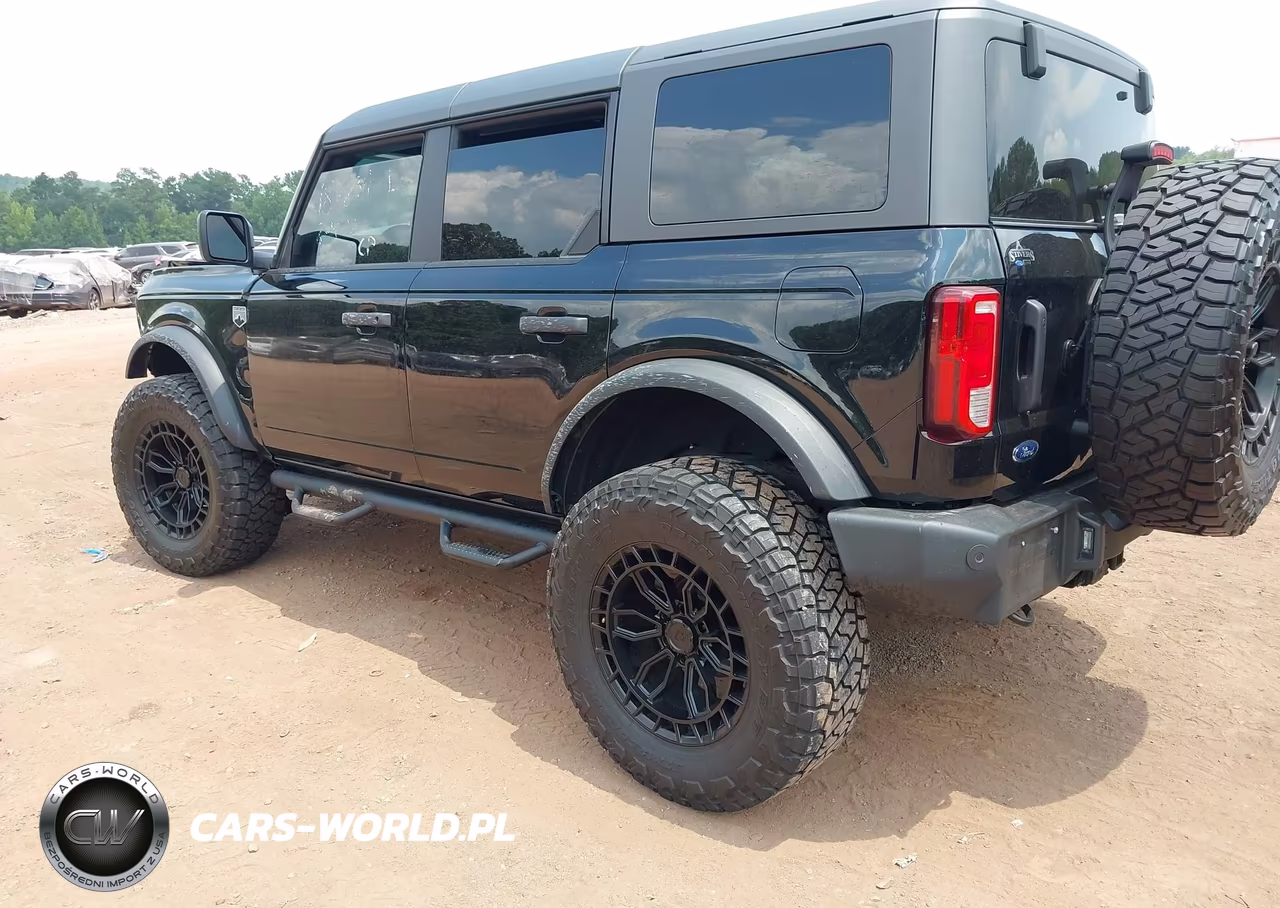 2024 Ford Bronco Big Bend VIN:1FMDE7BH1RLB38037 - 3