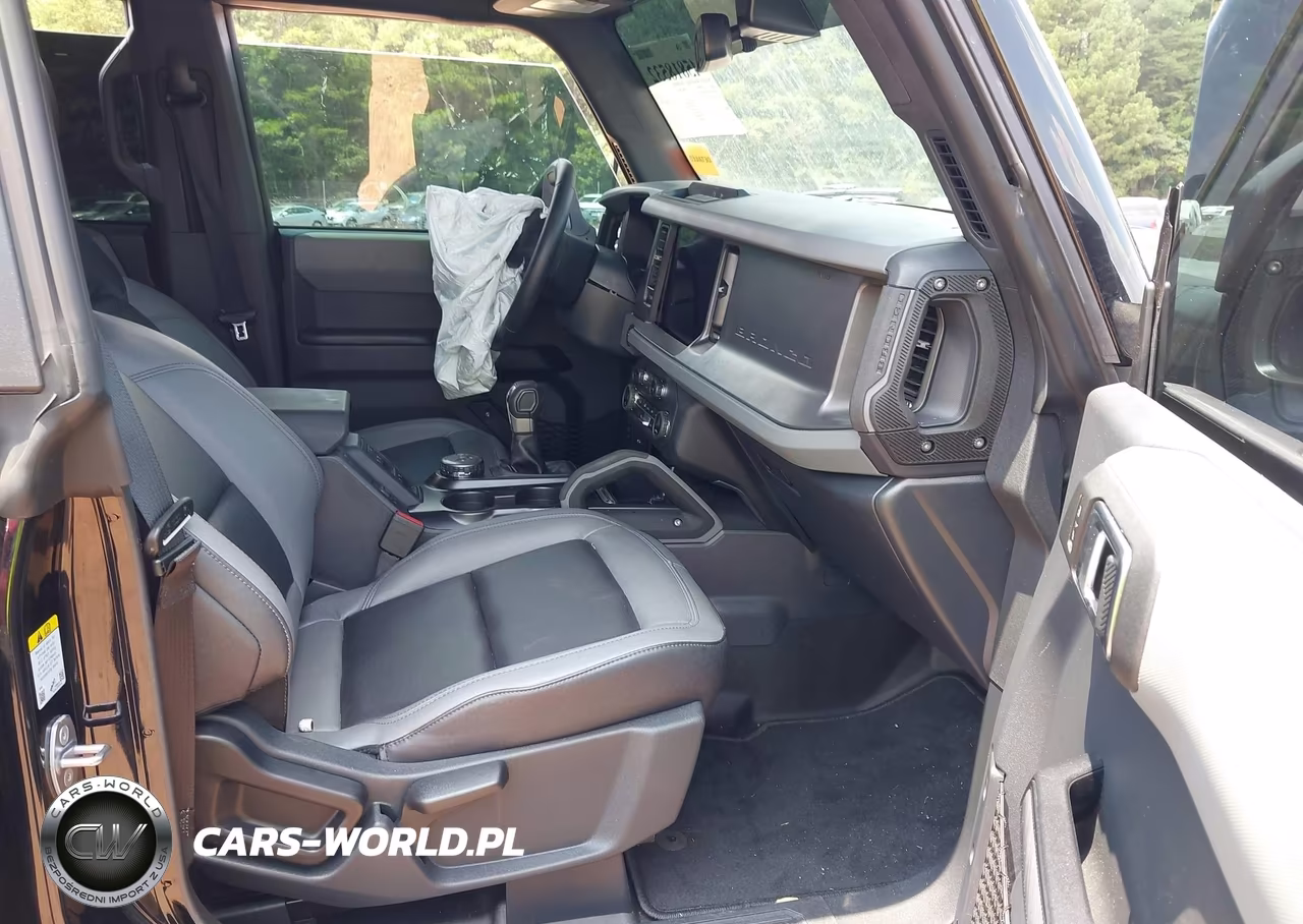 2024 Ford Bronco Big Bend VIN:1FMDE7BH1RLB38037 - 5