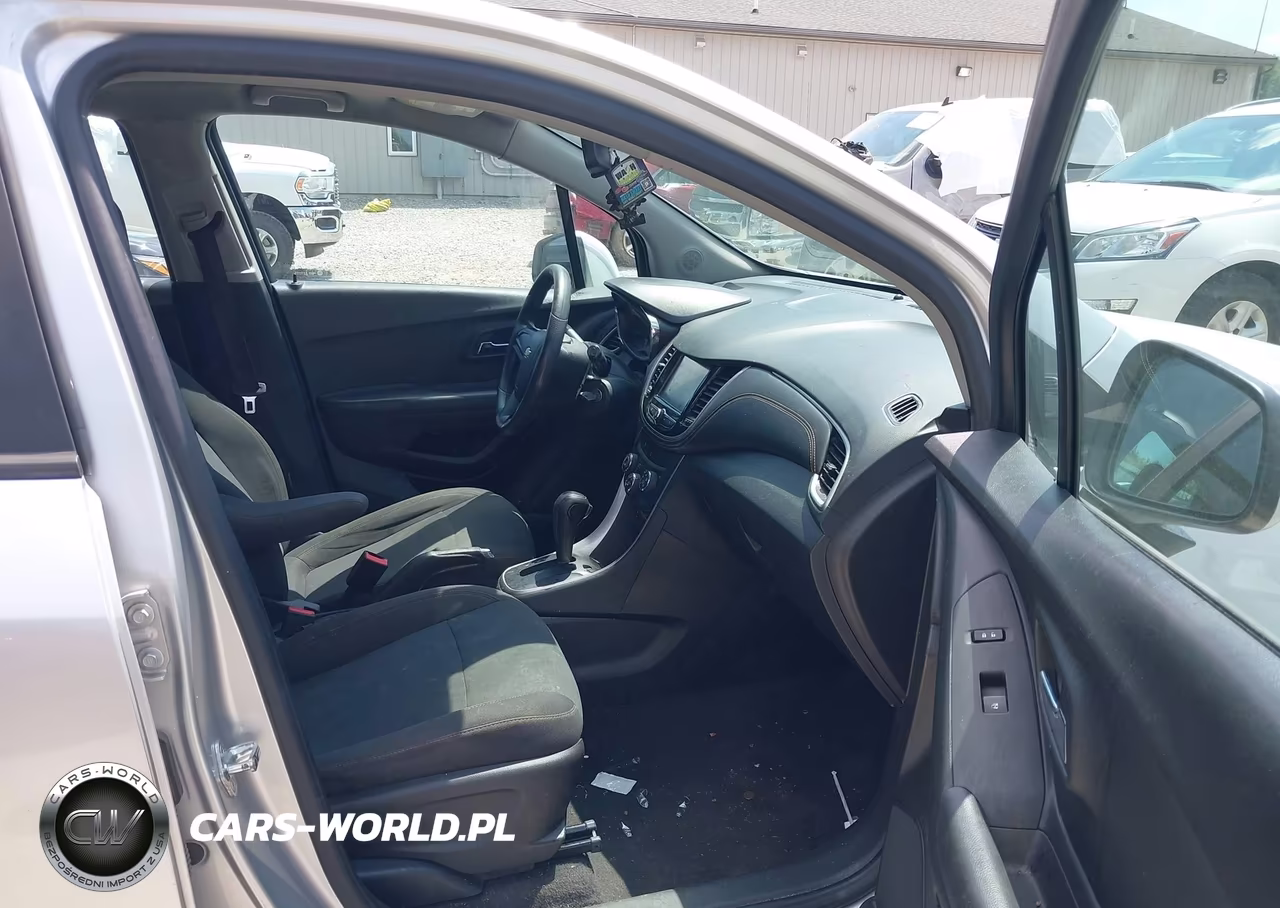 2017 Chevrolet Trax Ls VIN:KL7CJKSB1HB176766 - 5