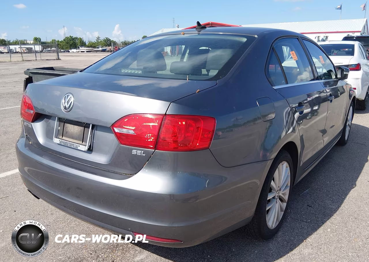 2014 Volkswagen Jetta 1.8T Sel VIN:3VWL07AJXEM382715 - 4