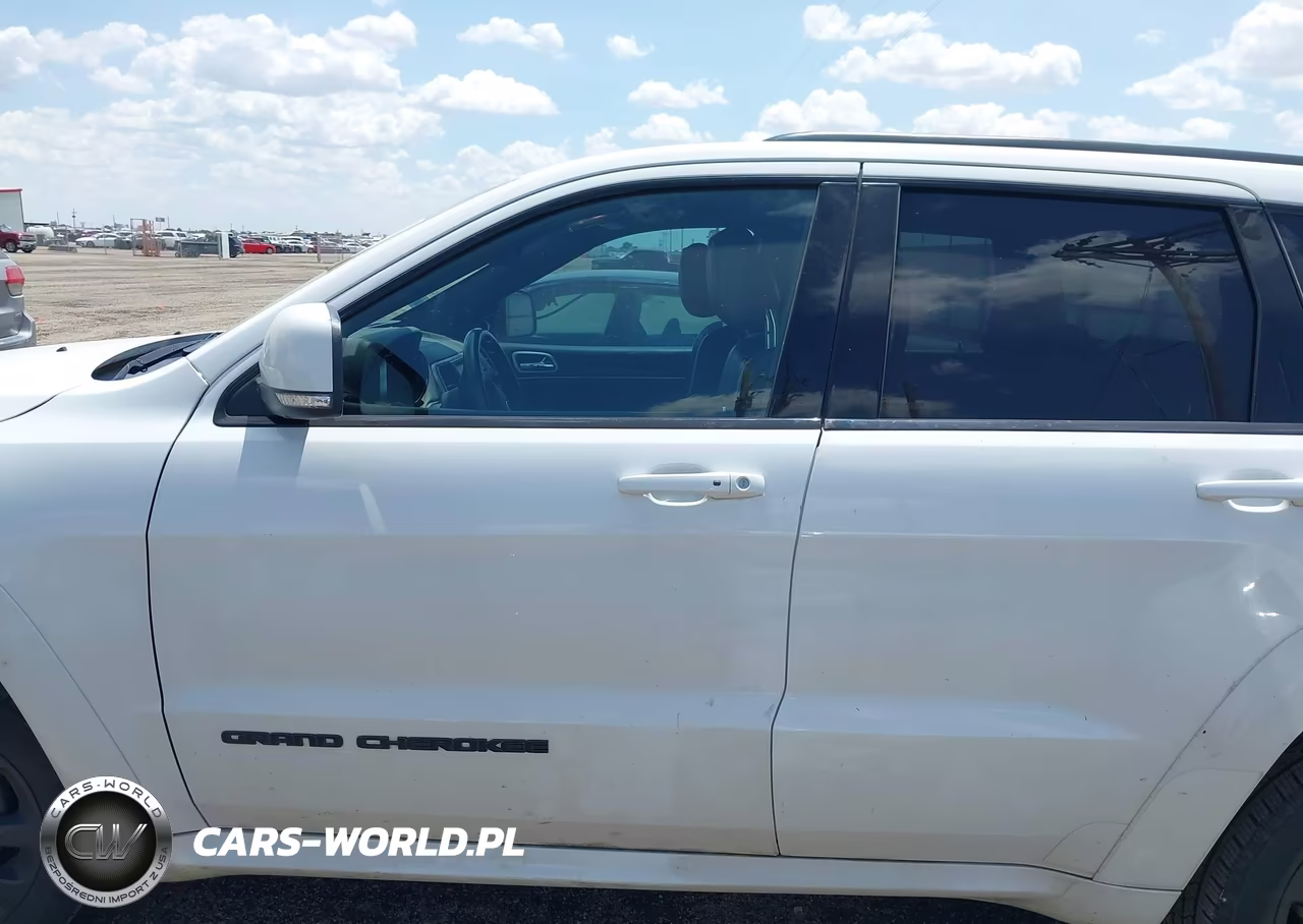 2018 Jeep Grand Cherokee High Altitude 4X4 VIN:1C4RJFCT1JC188900 - 15