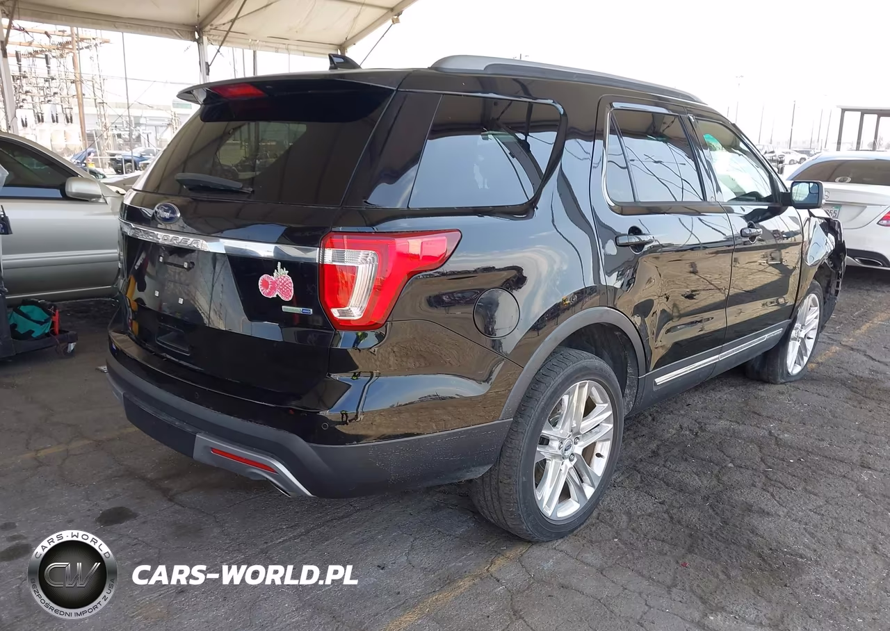 2016 Ford Explorer Xlt VIN:1FM5K8D80GGC95368 - 4