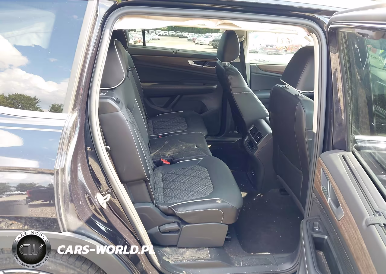 2024 Volkswagen Atlas 2.0T Sel Premium R-Line VIN:1V2FR2CA8RC544983 - 8