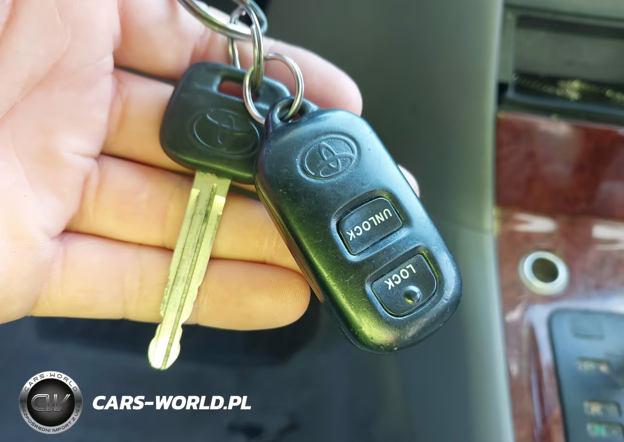 2004 Toyota Corolla Le VIN:1NXBR32E14Z263648 - 11