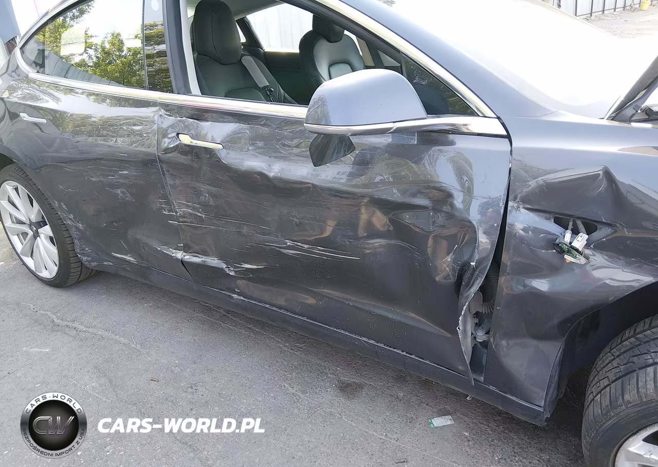2018 Tesla Model 3 Long Range-Performance VIN:5YJ3E1EB3JF132302 - 6