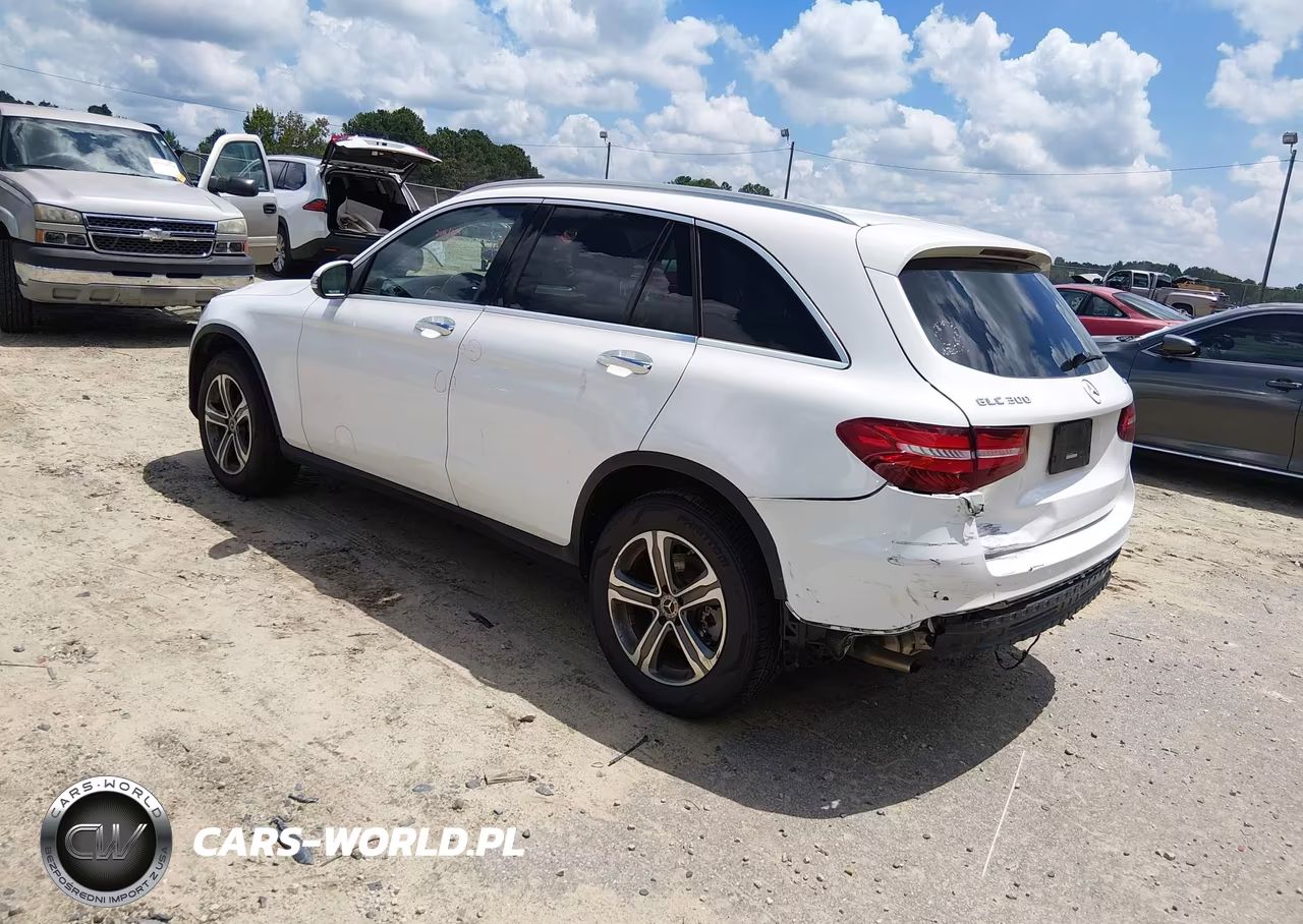 2017 Mercedes-Benz Glc 300 4Matic VIN:WDC0G4KB4HF244108 - 3