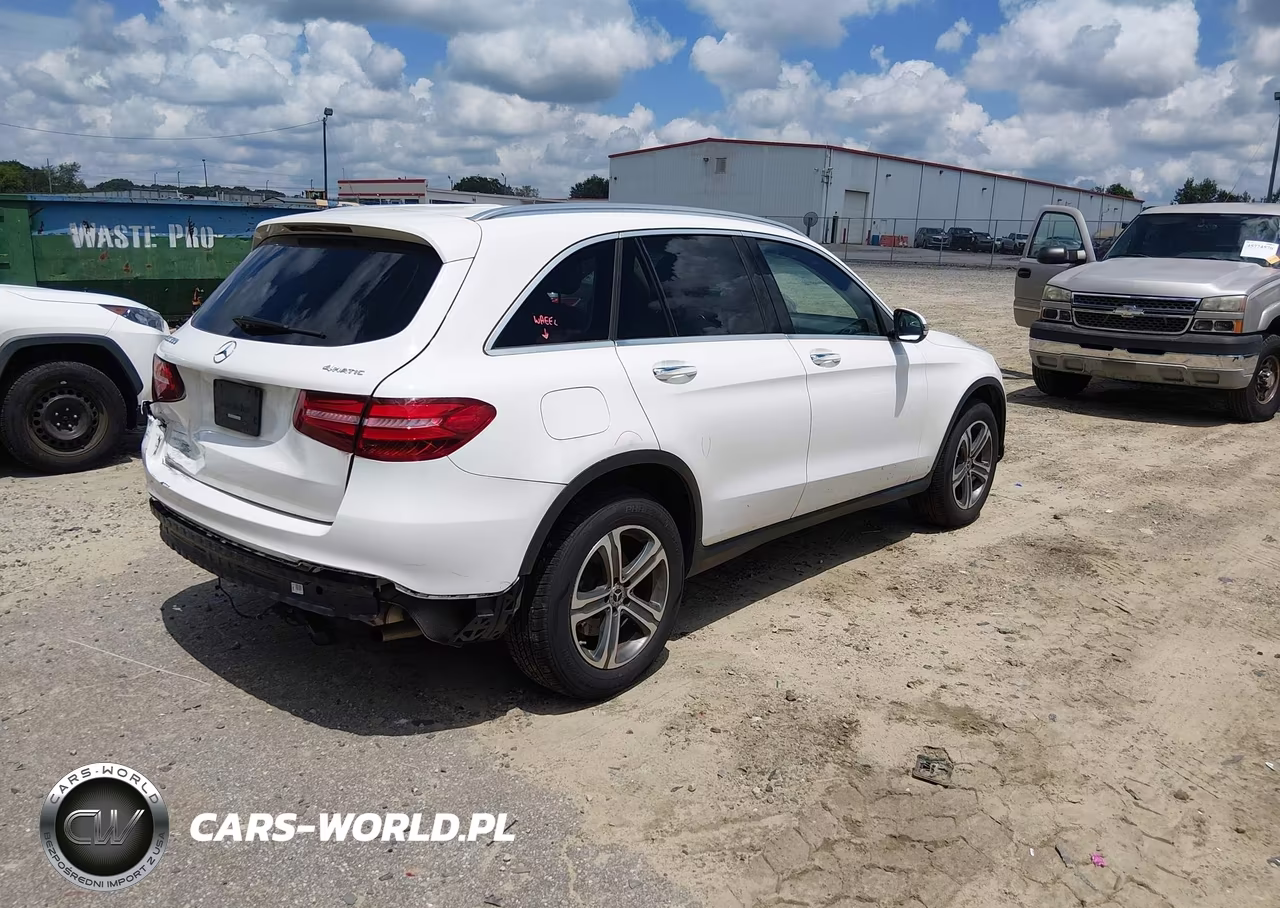 2017 Mercedes-Benz Glc 300 4Matic VIN:WDC0G4KB4HF244108 - 4