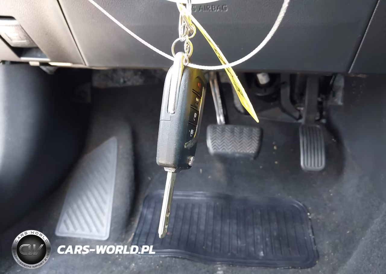 2022 Toyota Corolla Le VIN:5YFEPMAEXNP361963 - 11