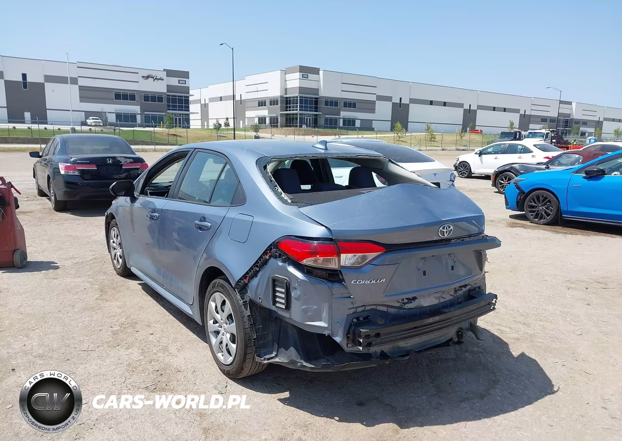 2022 Toyota Corolla Le VIN:5YFEPMAEXNP361963 - 3