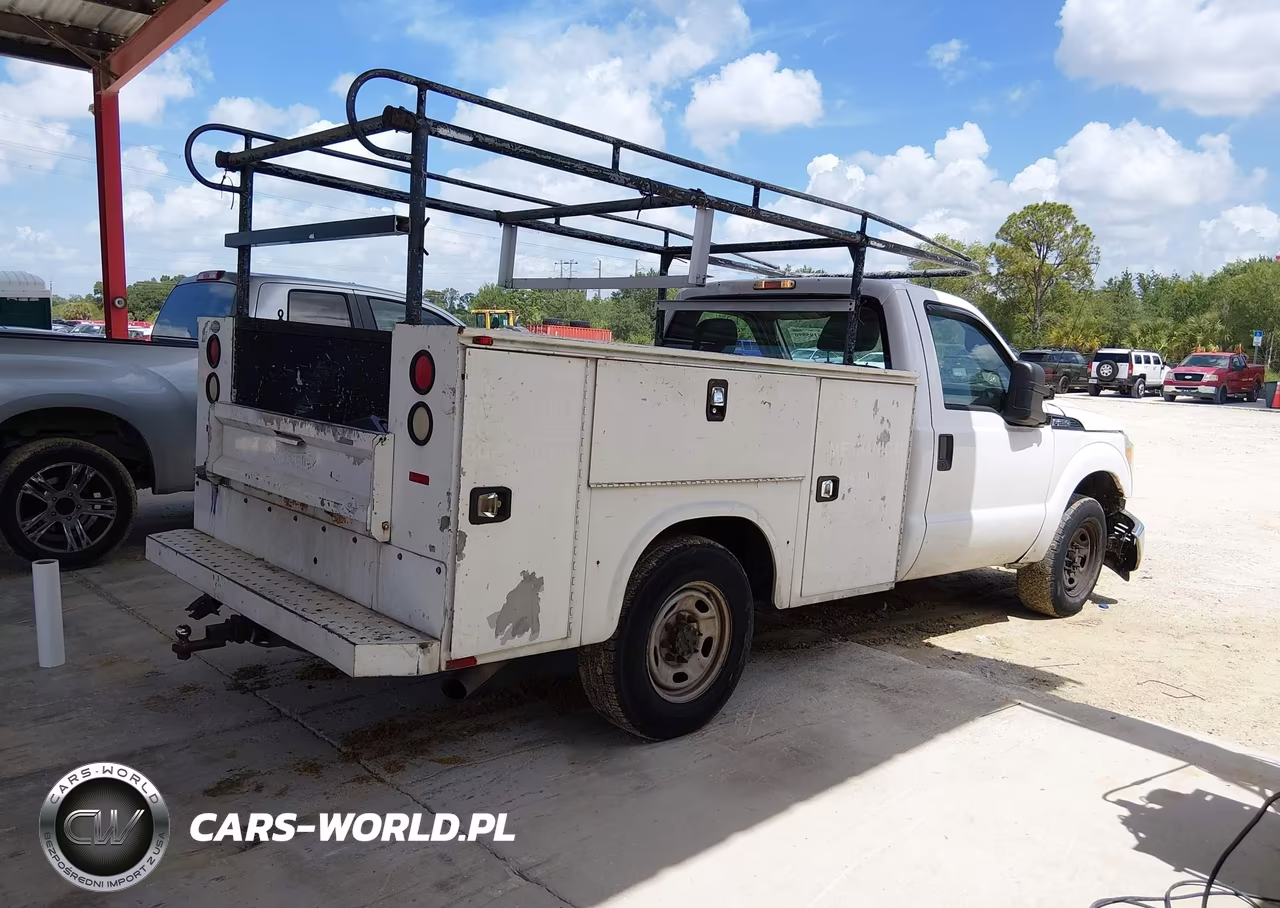 2016 Ford F-250 Xl VIN:1FDBF2A66GED41692 - 4