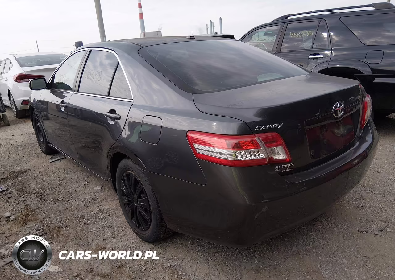 2010 Toyota Camry Le VIN:4T1BF3EK6AU057389 - 3
