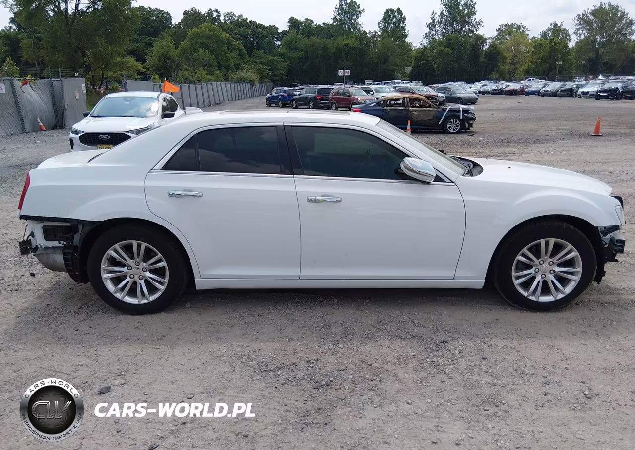 2017 Chrysler 300C VIN:2C3CCAEG2HH663081 - 14