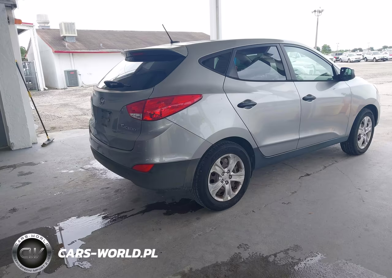 2012 Hyundai Tucson Gl VIN:KM8JT3AB7CU405049 - 4