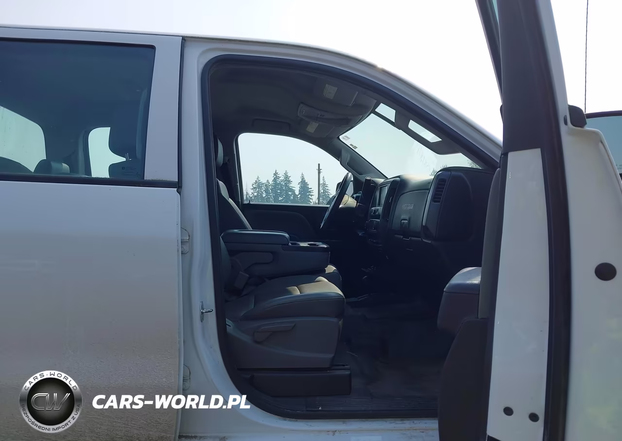 2018 Chevrolet Silverado 2500Hd Wt VIN:1GC1KUEG7JF261085 - 5