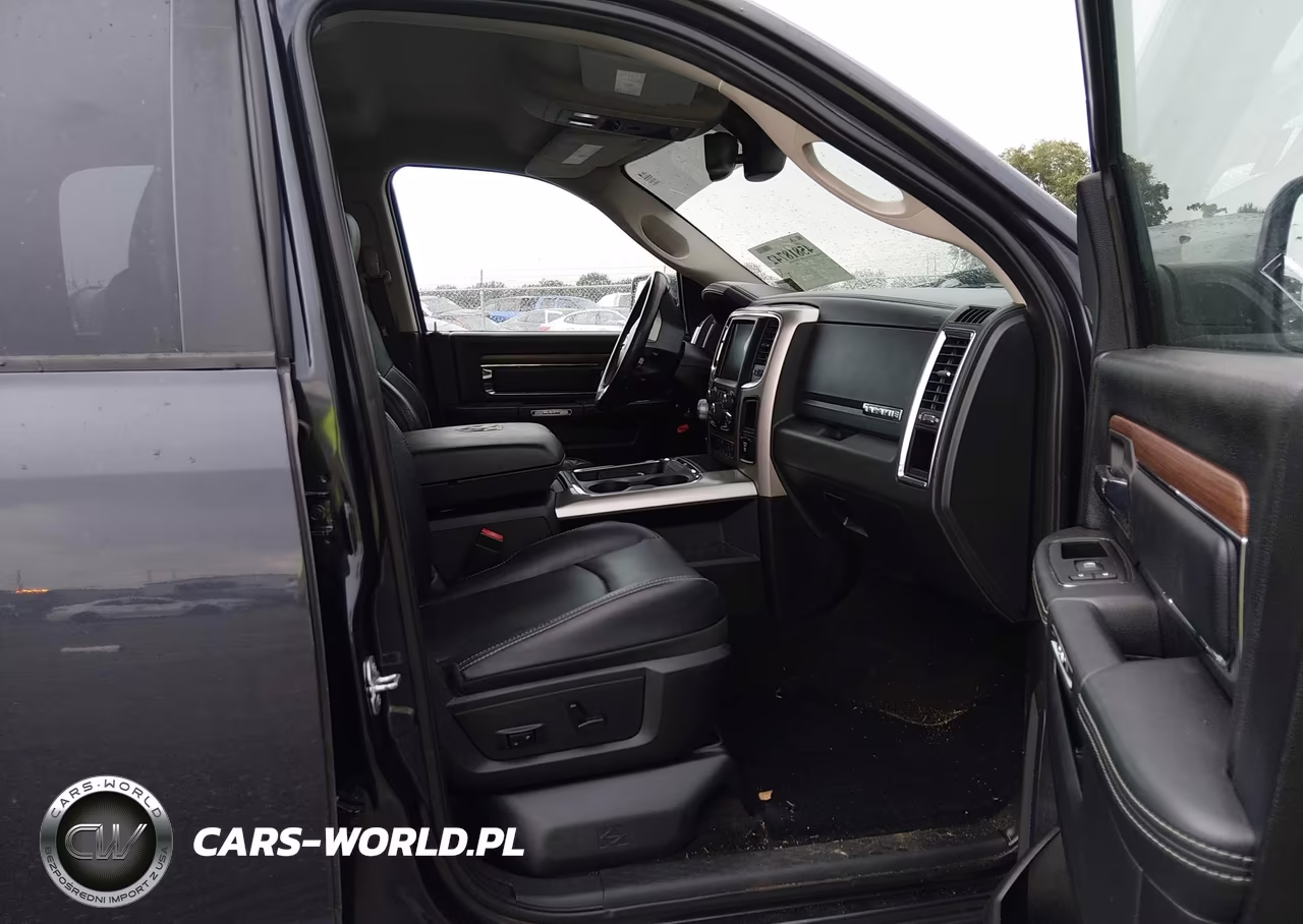2015 Ram 1500 Laramie VIN:1C6RR6NT9FS755042 - 5