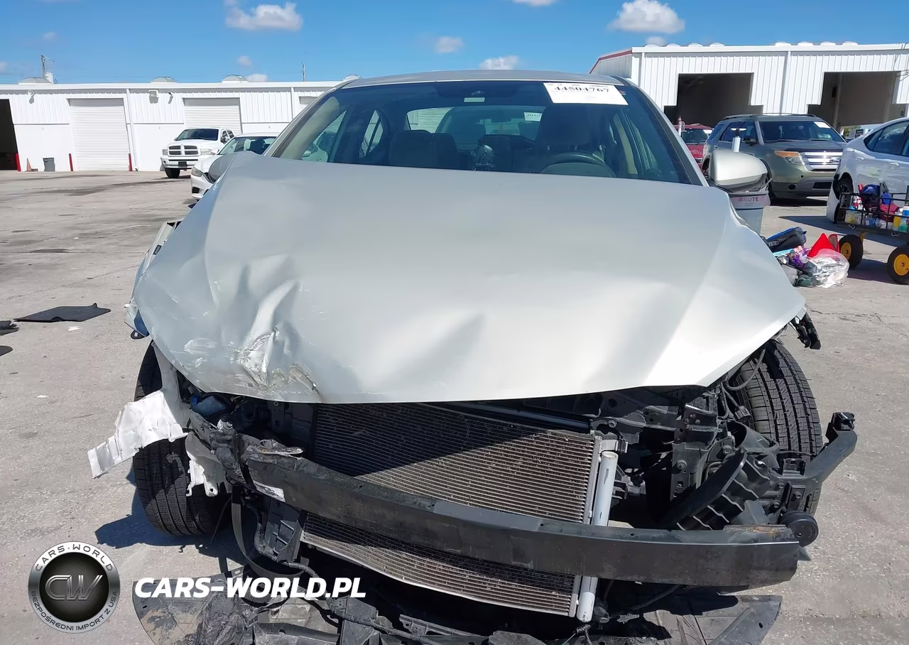 2018 Hyundai Elantra Se VIN:5NPD74LFXJH223719 - 12