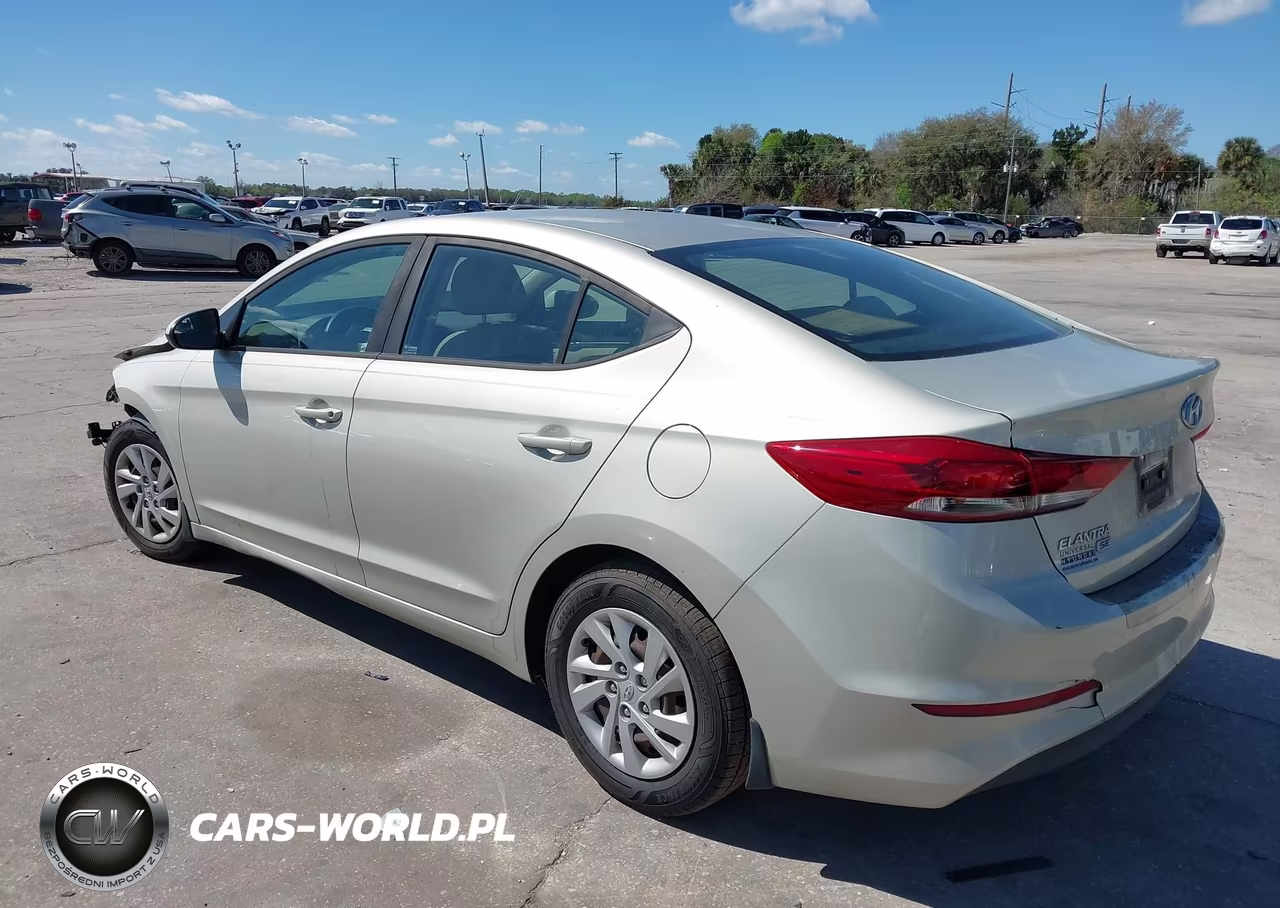 2018 Hyundai Elantra Se VIN:5NPD74LFXJH223719 - 3