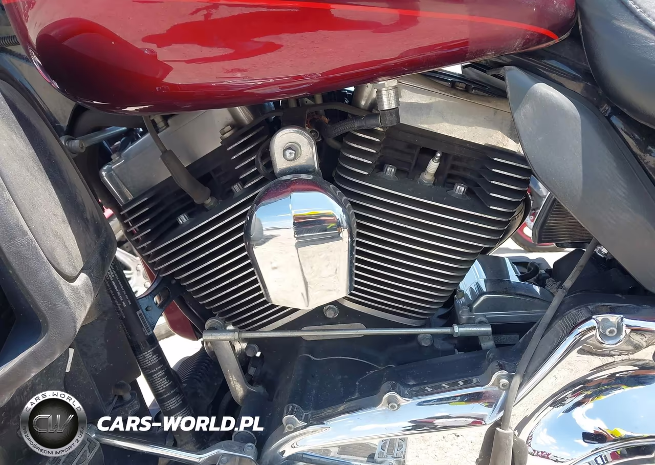 2016 Harley-Davidson Flhtk Ultra Limited VIN:1HD1KEL16GB638623 - 9