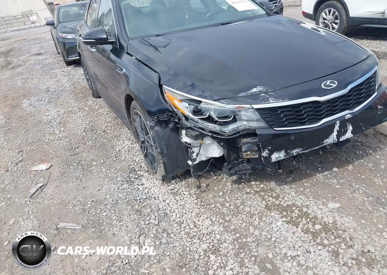 2019 Kia Optima Sx Turbo VIN:5XXGW4L29KG373136 - 17