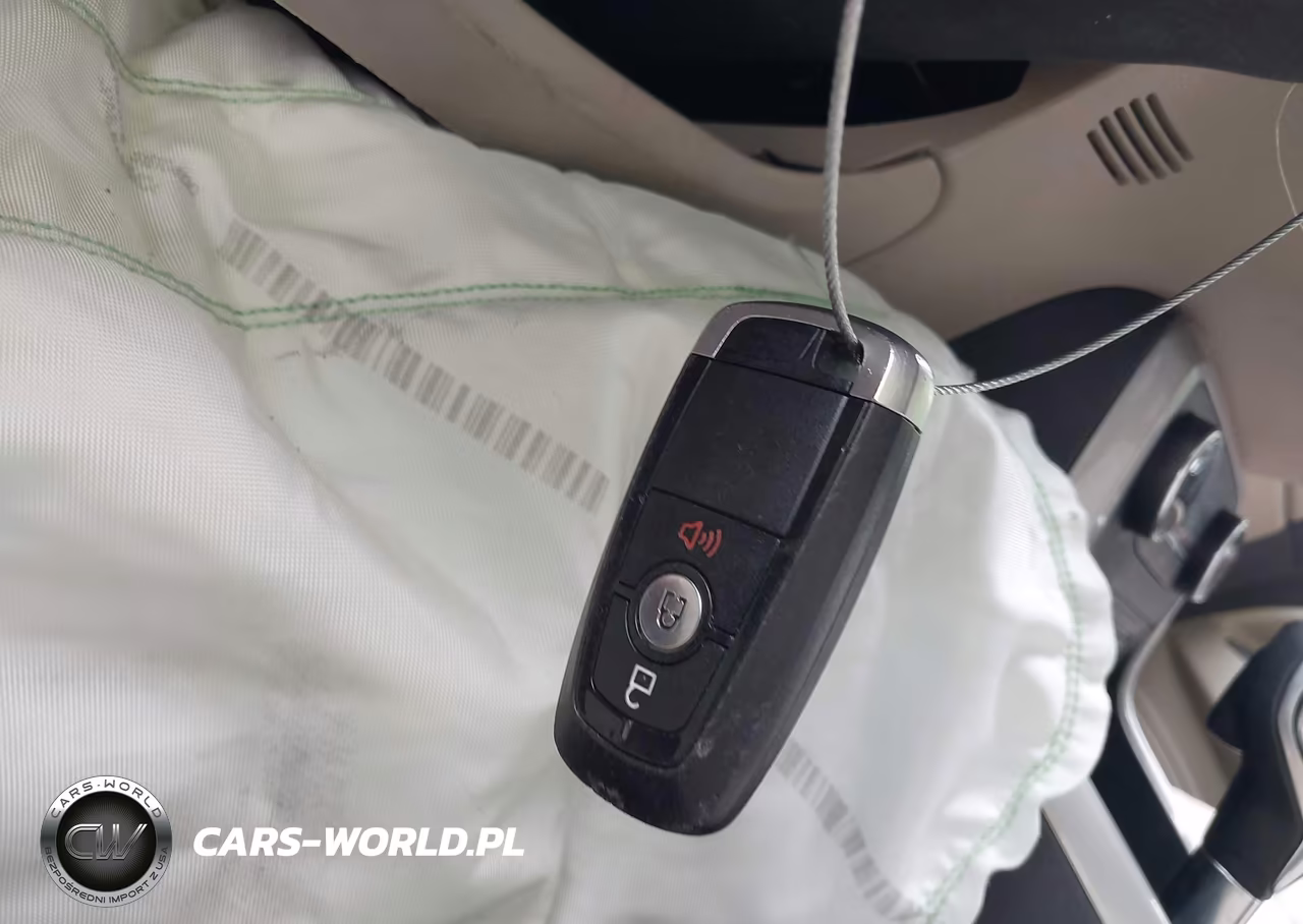 2019 Ford Ecosport Titanium VIN:MAJ6S3KL2KC310364 - 11