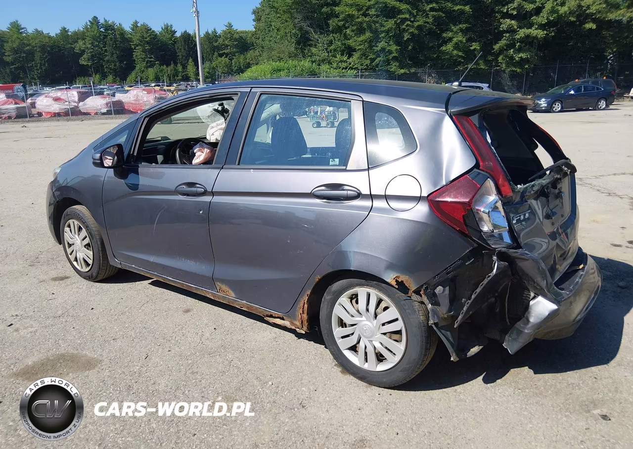 2015 Honda Fit Lx VIN:3HGGK5G51FM731955 - 3