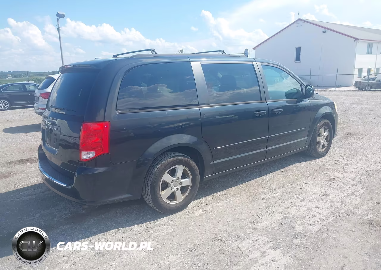 2012 Dodge Grand Caravan Sxt VIN:2C4RDGCG2CR319990 - 4