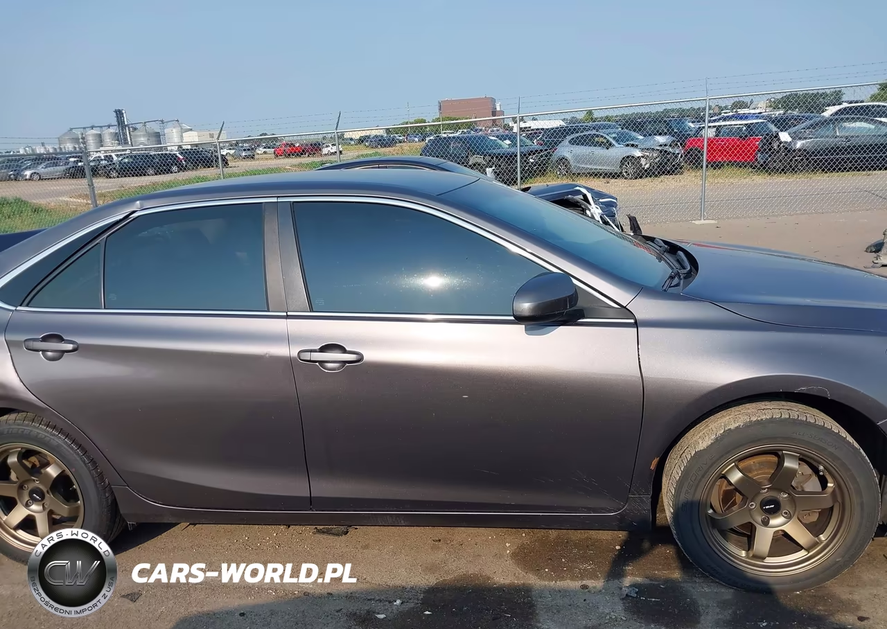 2016 Toyota Camry Le VIN:4T1BF1FK0GU139291 - 14