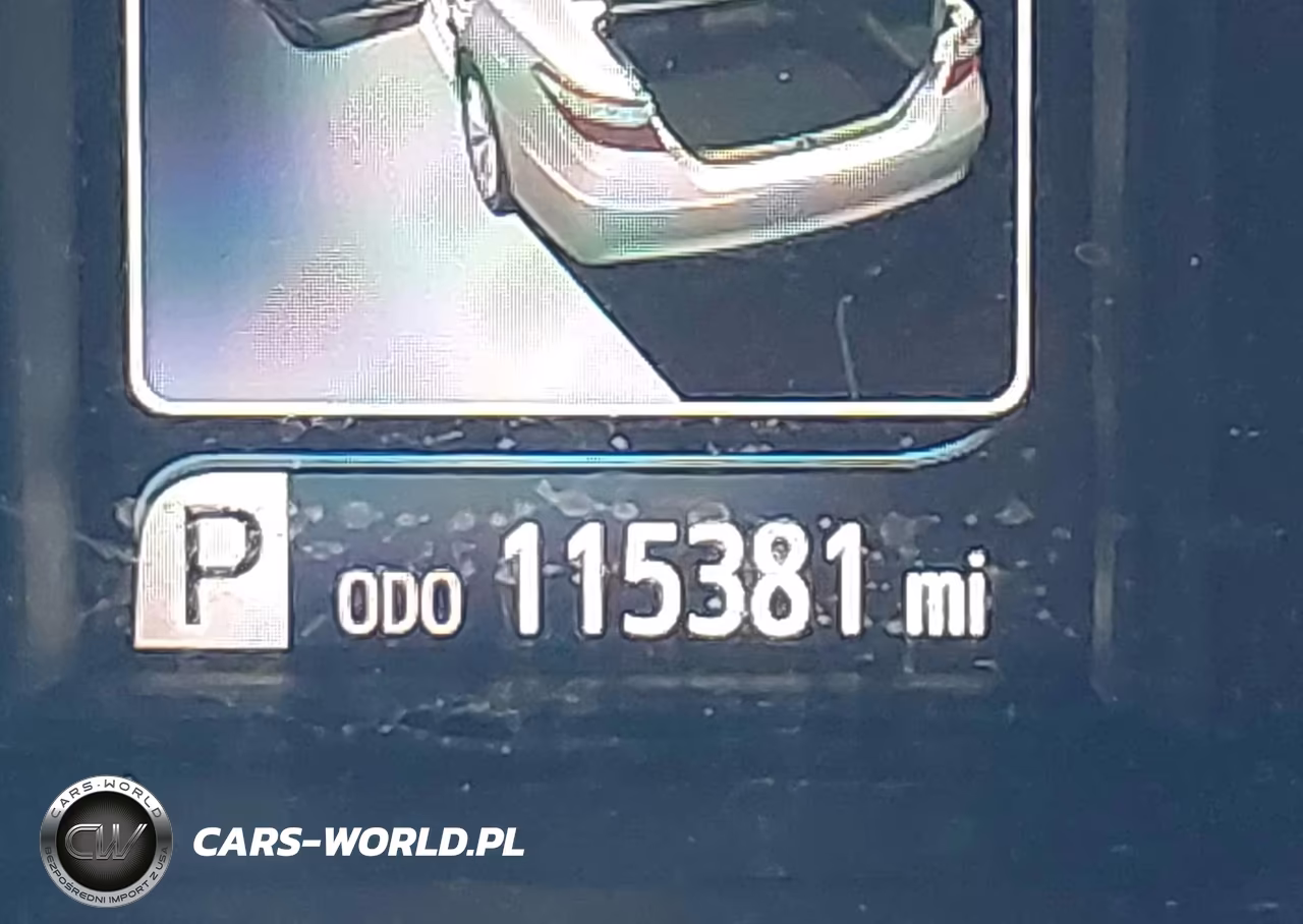 2016 Toyota Camry Le VIN:4T1BF1FK0GU139291 - 16