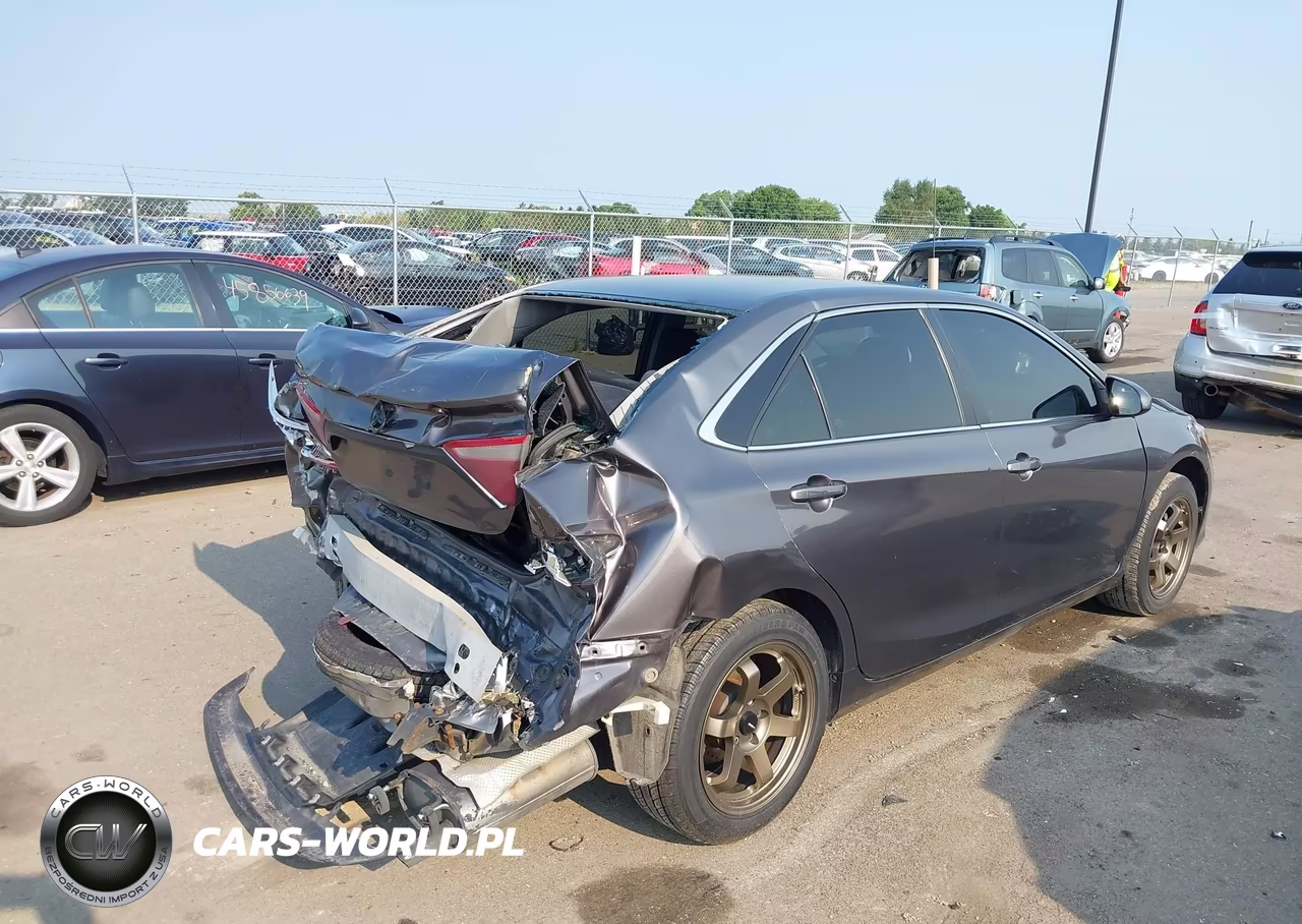 2016 Toyota Camry Le VIN:4T1BF1FK0GU139291 - 4