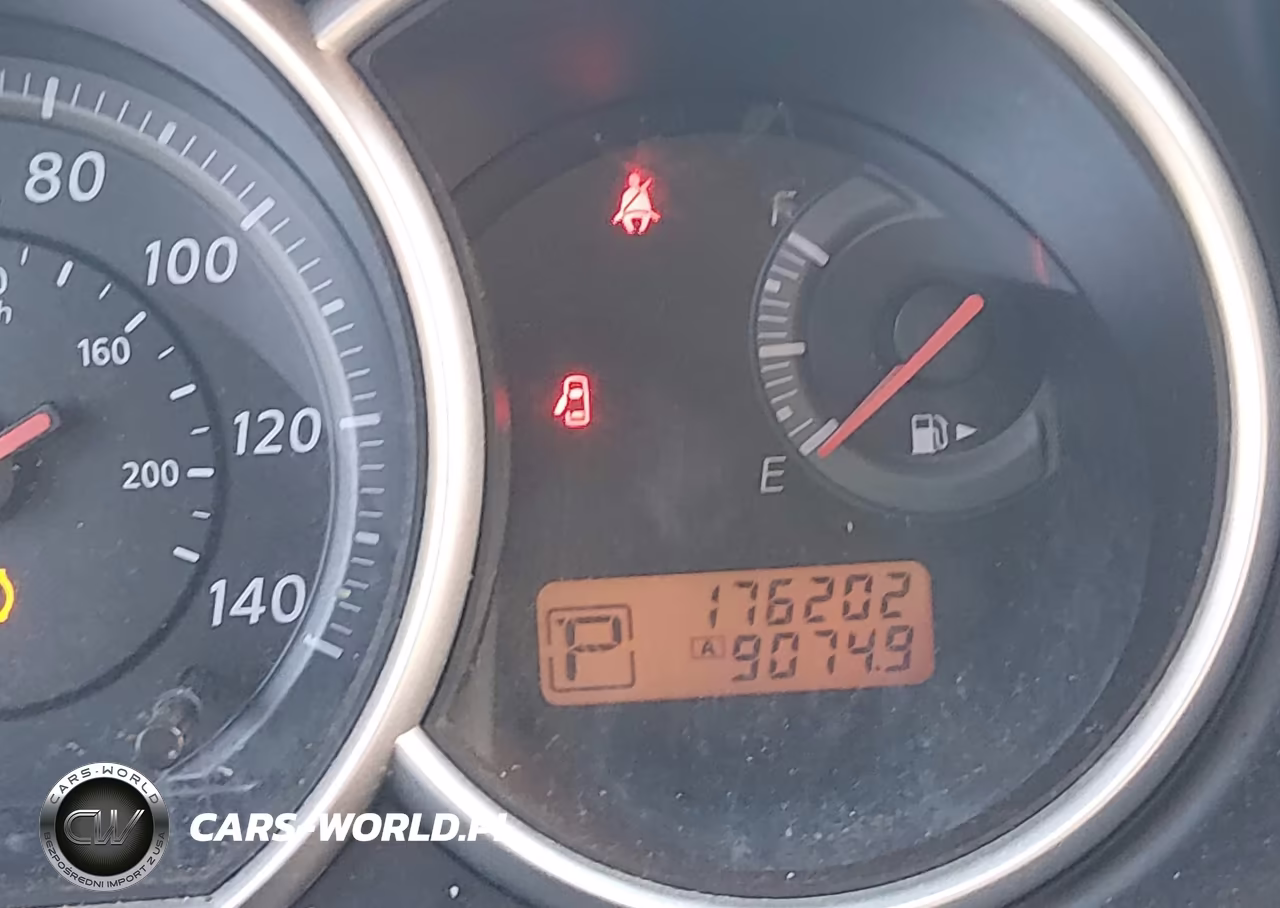 2011 Nissan Versa 1.8S VIN:3N1BC1CP3BL406376 - 15