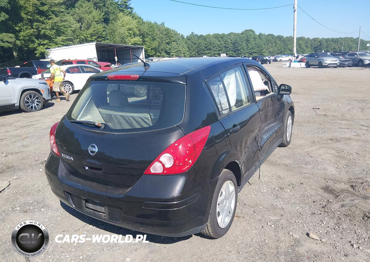 2011 Nissan Versa 1.8S VIN:3N1BC1CP3BL406376 - 4