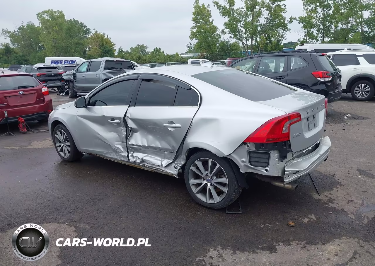 2012 Volvo S60 T5 VIN:YV1622FS5C2038304 - 3