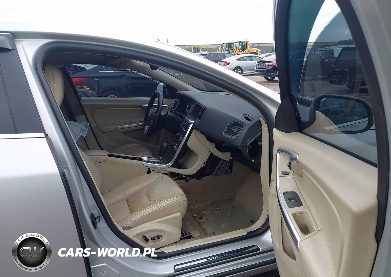 2012 Volvo S60 T5 VIN:YV1622FS5C2038304 - 5