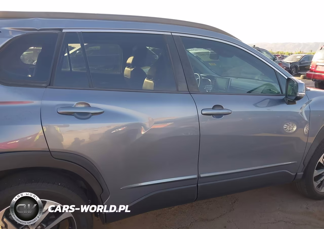 2022 Toyota Corolla Cross Xle VIN:7MUDAAAG8NV010835 - 13