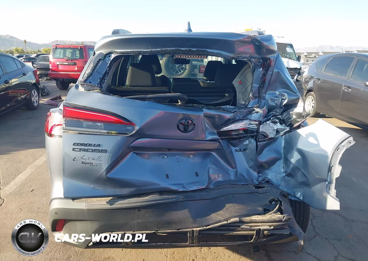 2022 Toyota Corolla Cross Xle VIN:7MUDAAAG8NV010835 - 16