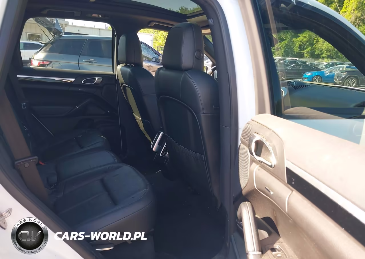 2014 Porsche Cayenne Diesel-Diesel Platinum Edition VIN:WP1AF2A25ELA83136 - 8