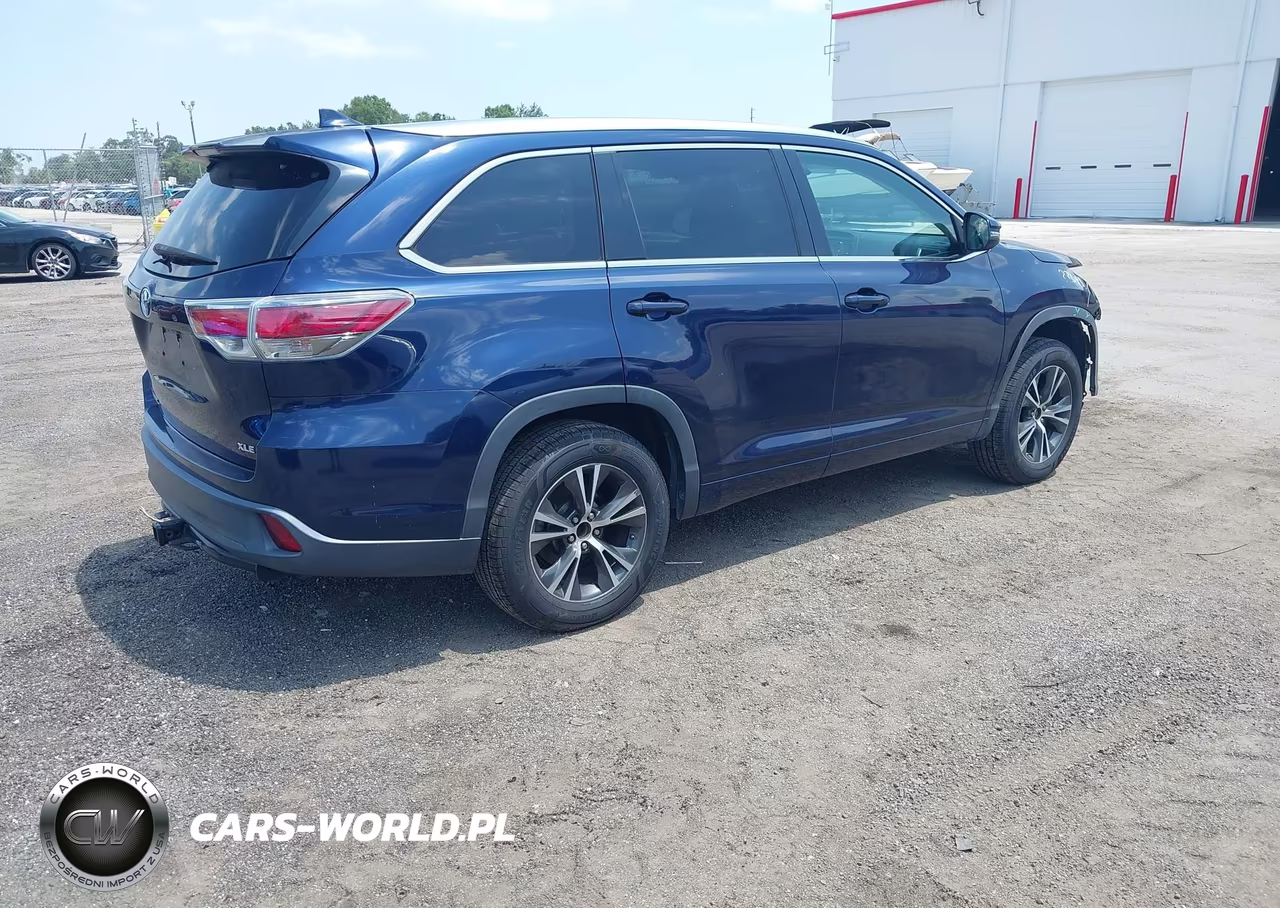 2016 Toyota Highlander Xle V6 VIN:5TDKKRFH9GS138471 - 4