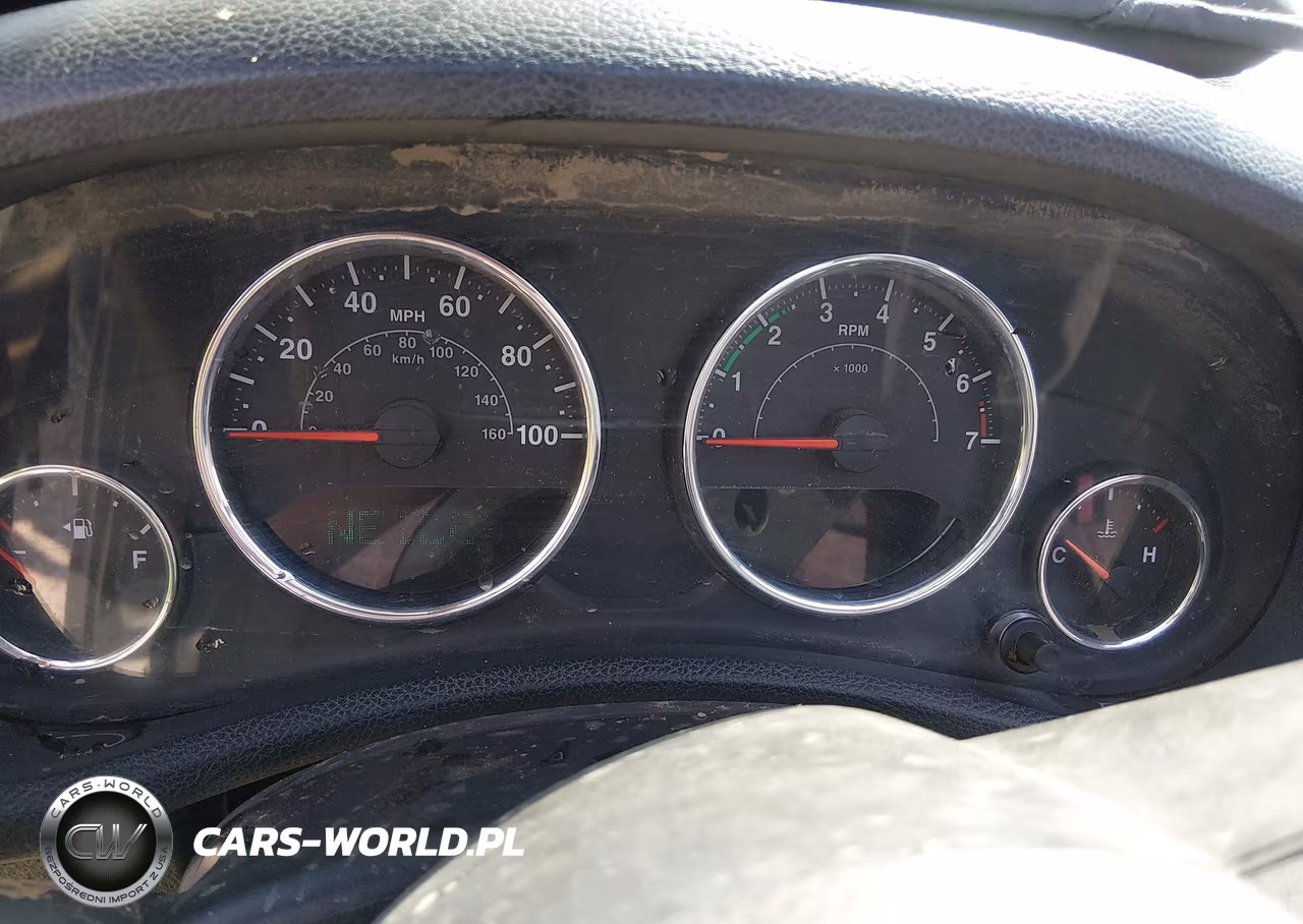 2013 Jeep Wrangler Unlimited Sport VIN:1C4BJWDG5DL612425 - 7