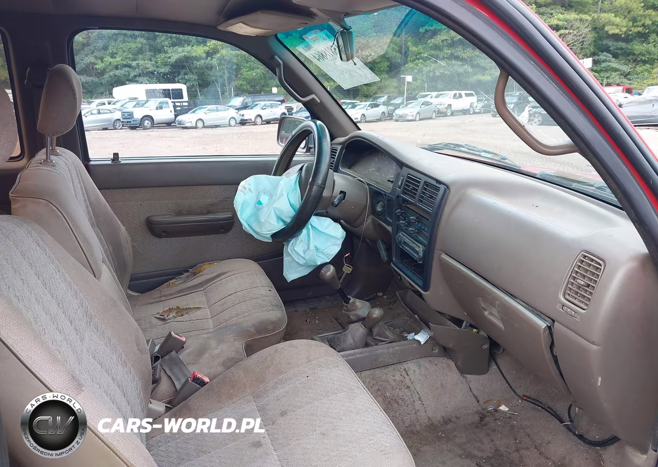 1997 Toyota Tacoma VIN:4TAWM72N2VZ241976 - 5