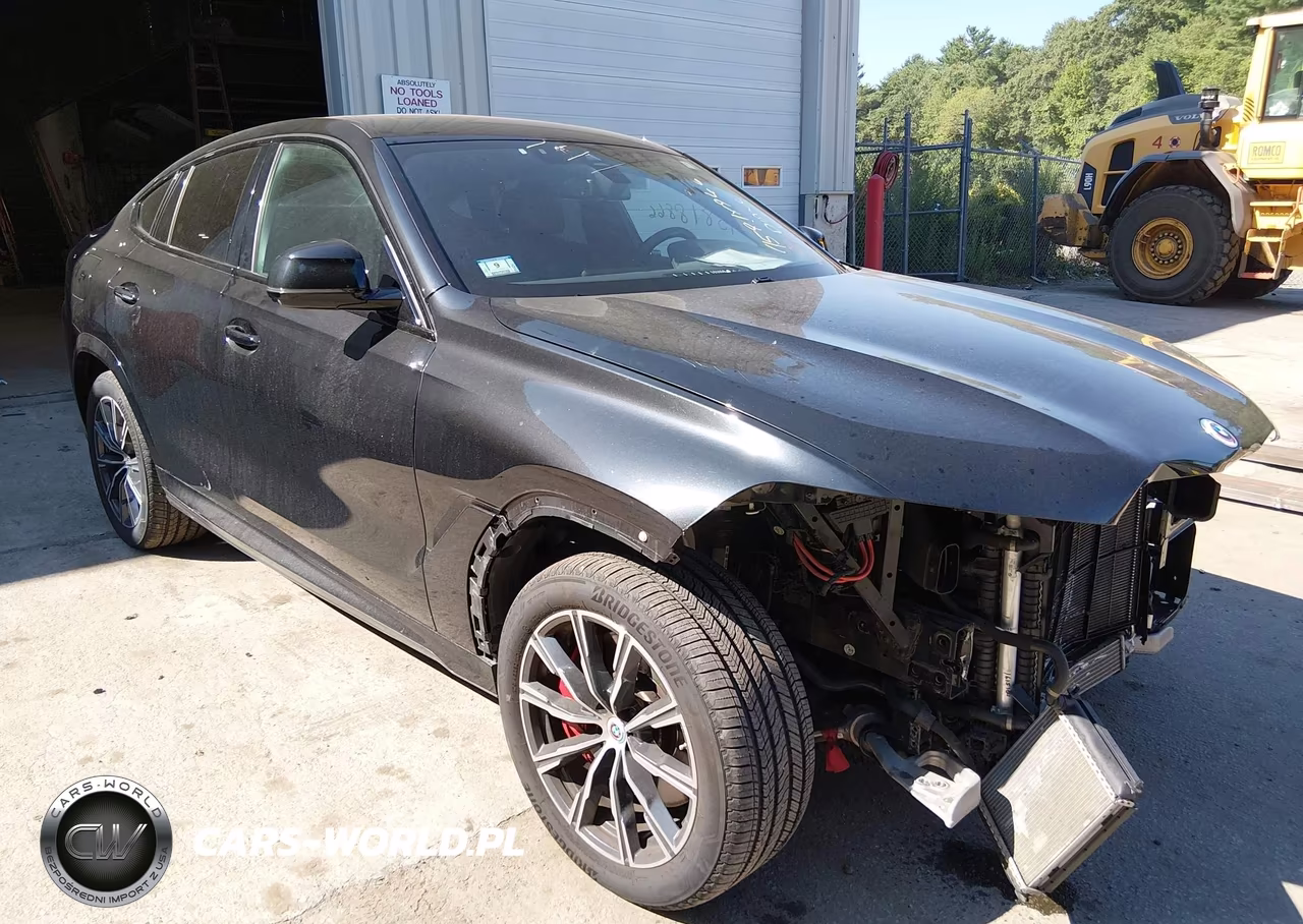 2023 BMW X6 M50I