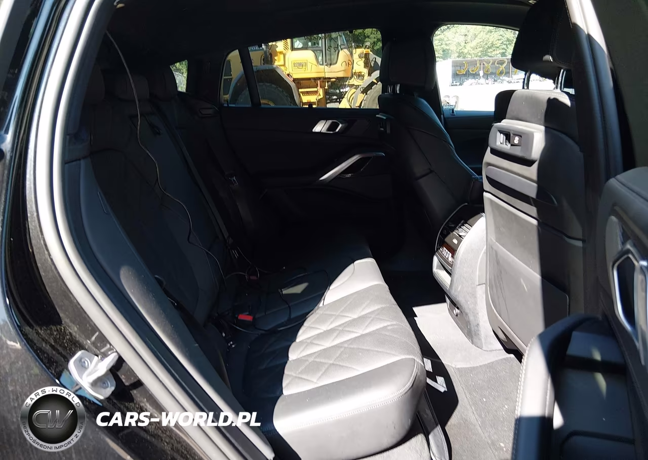 2023 BMW X6 M50I VIN:5UXCY8C0XP9N77316 - 8