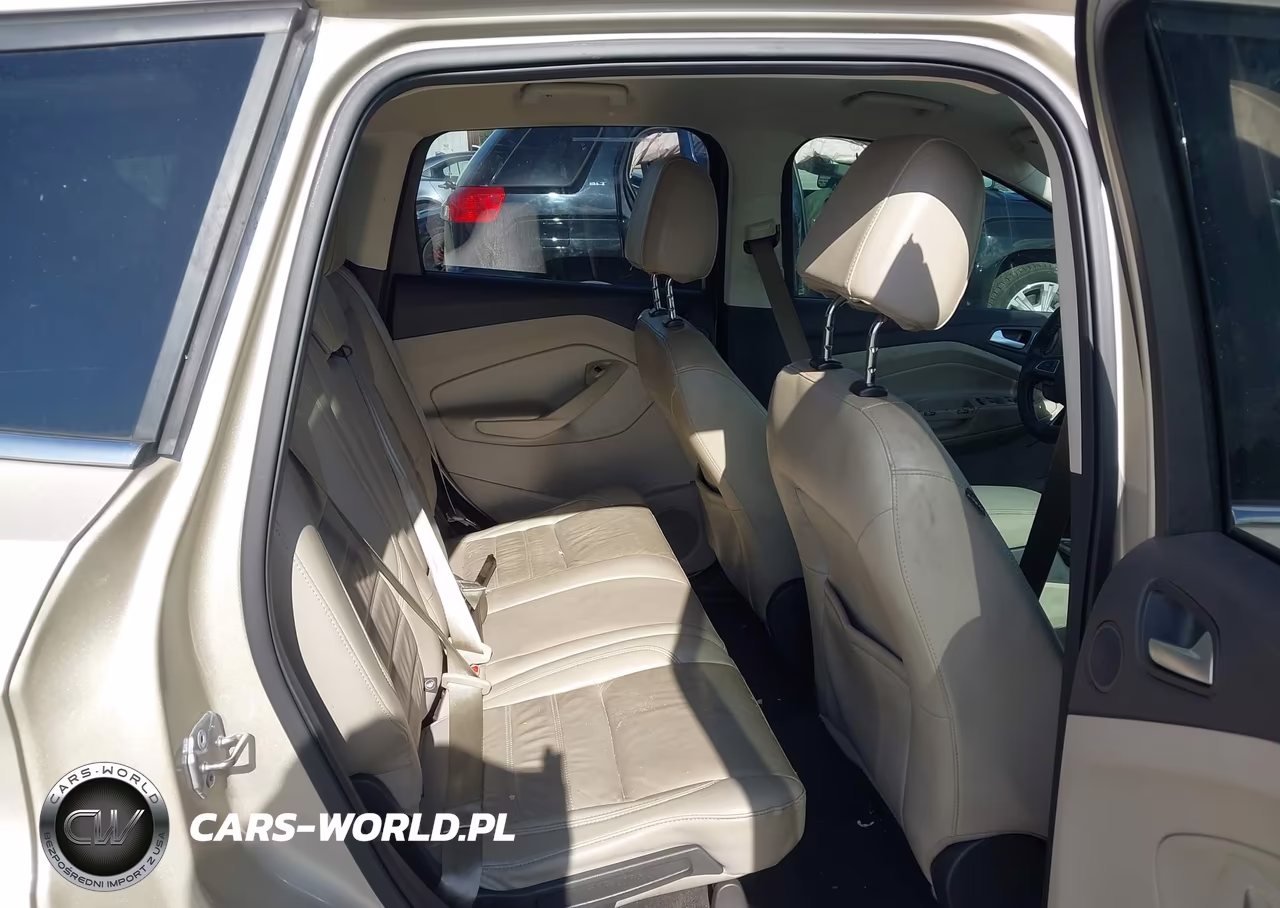 2017 Ford Escape Titanium VIN:1FMCU0JD5HUF02747 - 8