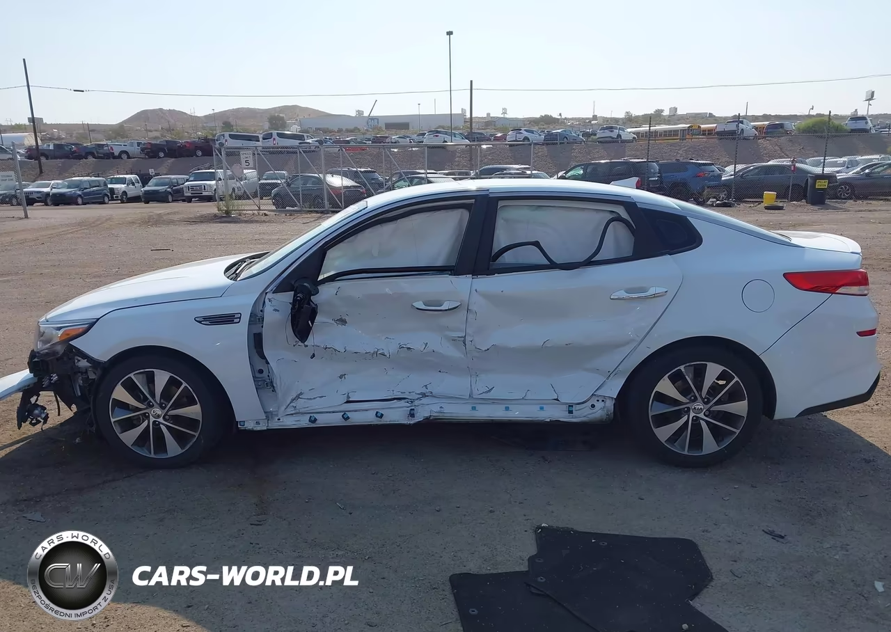 2019 Kia Optima S VIN:5XXGT4L34KG301195 - 14