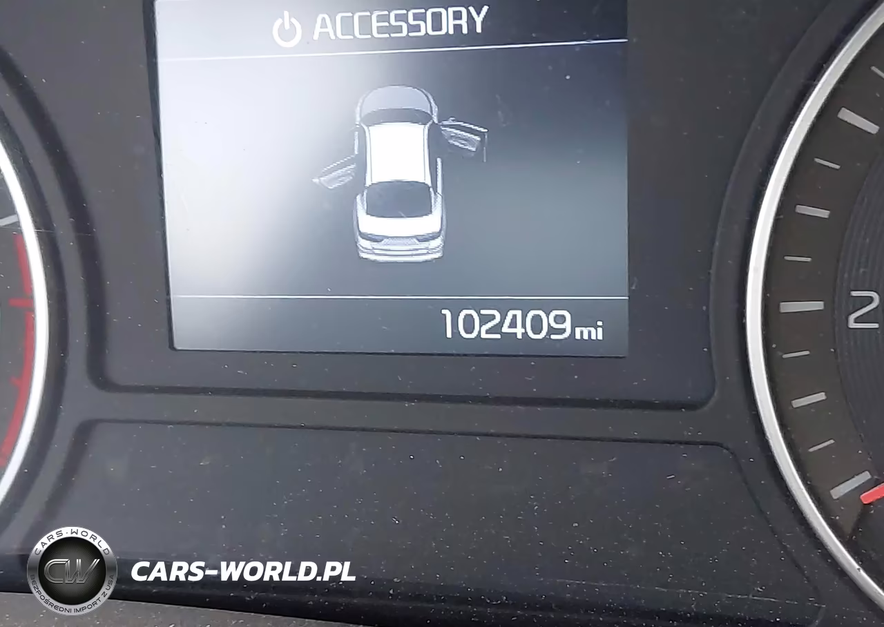 2019 Kia Optima S VIN:5XXGT4L34KG301195 - 15
