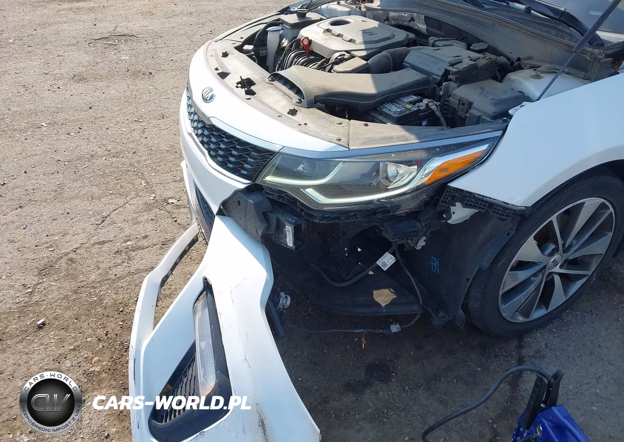 2019 Kia Optima S VIN:5XXGT4L34KG301195 - 6