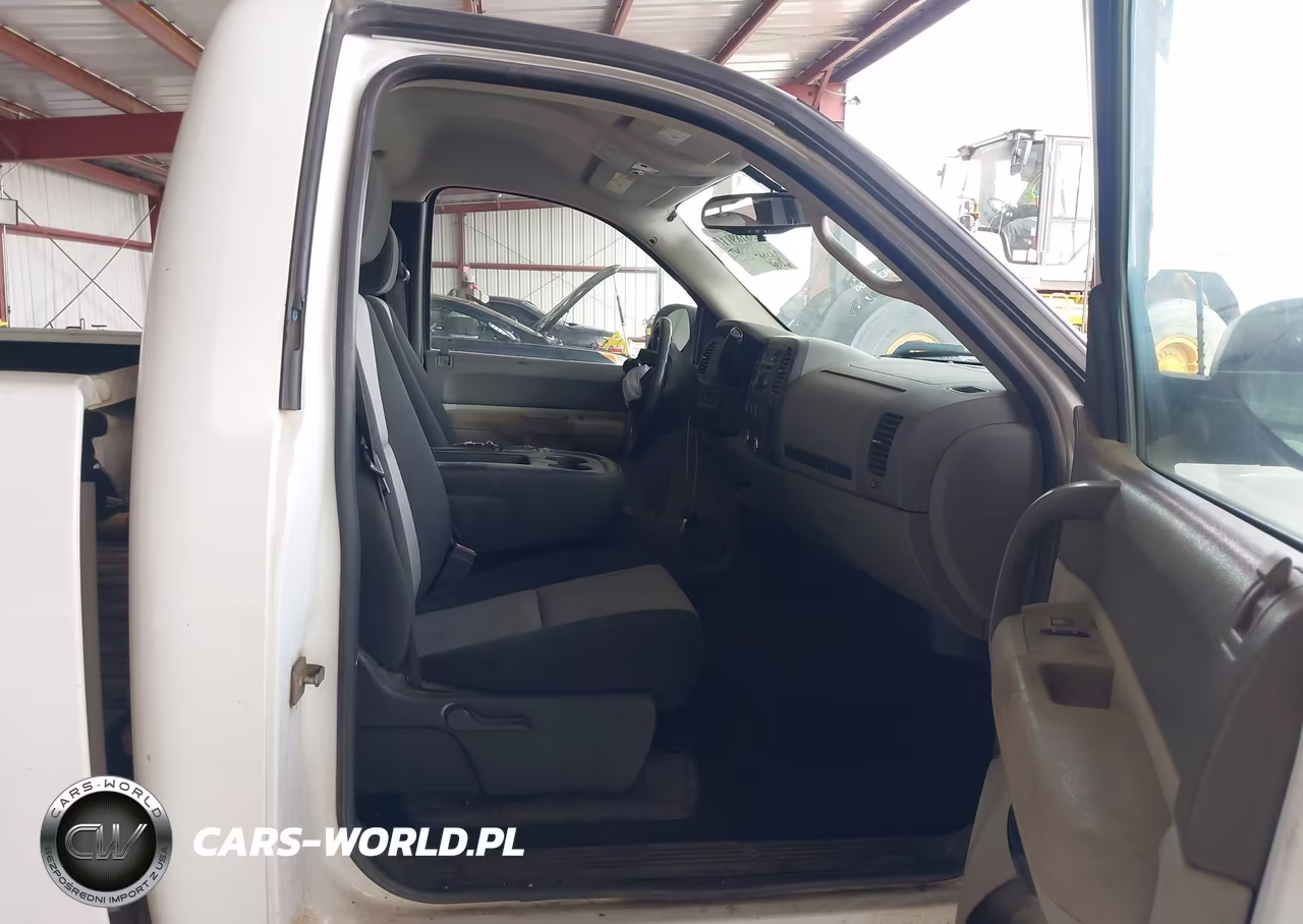 2009 Chevrolet Silverado 1500 Work Truck VIN:1GCEC14C19Z182887 - 5