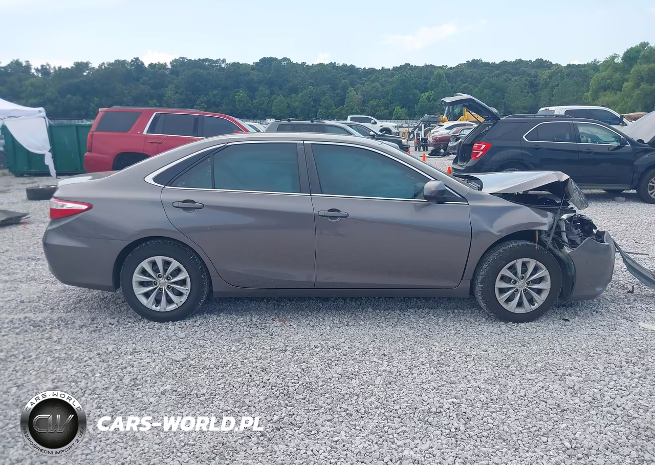 2015 Toyota Camry Le VIN:4T1BF1FK5FU905207 - 13