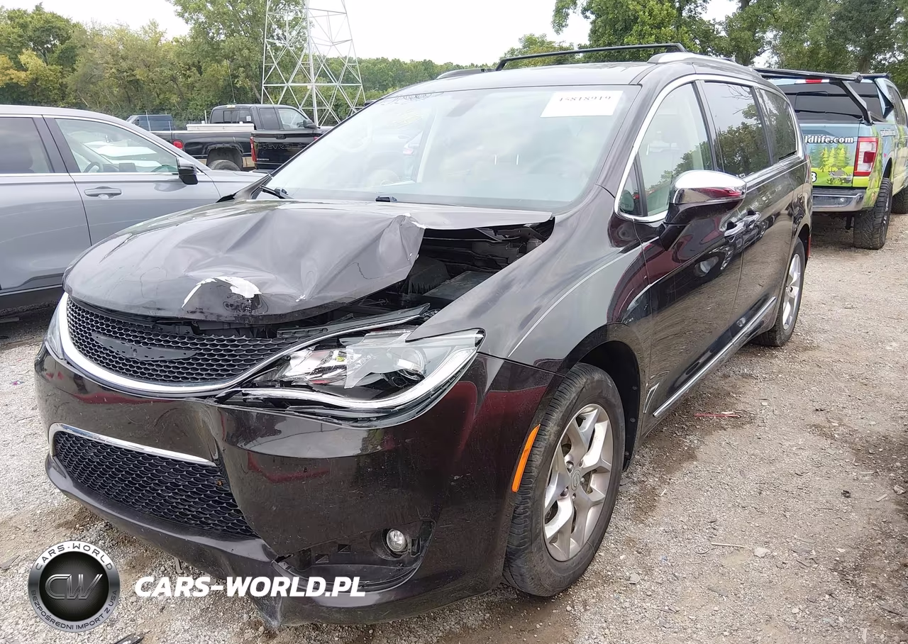2017 Chrysler Pacifica Limited VIN:2C4RC1GG6HR525525 - 2
